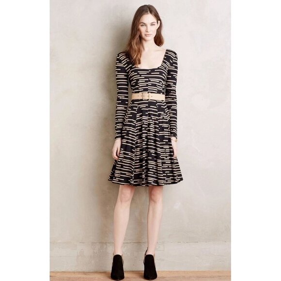 Women's - Anthropologie HD in Paris Saraid Scoop Neck Swing Dress, Size Medium - Picture 1 of 9